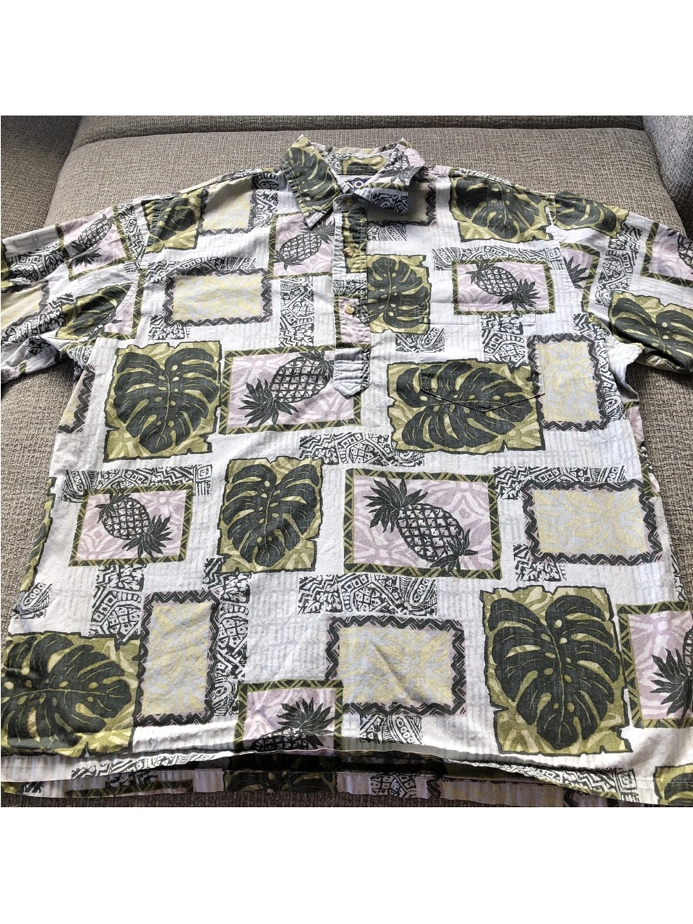 Men's Short-Sleeve Tropical Button-Down Shirt - Olive & Pale Pink Print